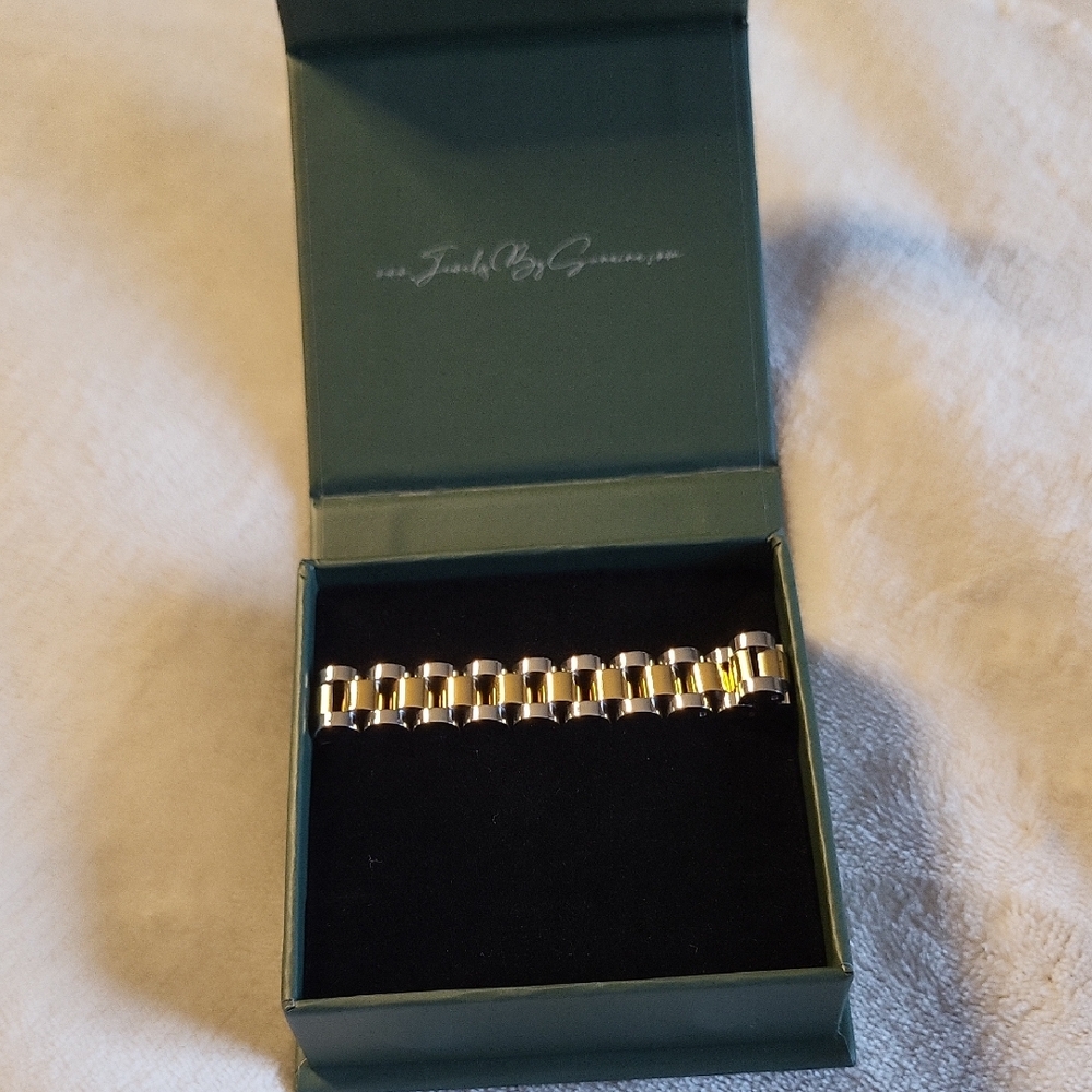 Jewels by Sunaina 2 tone bracelet